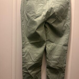 Kensie Sage Green Pants